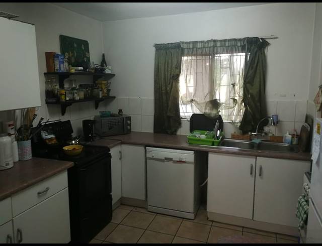 2 BEDROOM APARTMENT SOLD IN DORANDIA